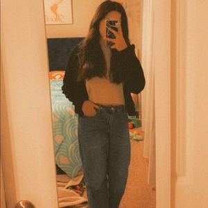 Meet your Posher, Julia